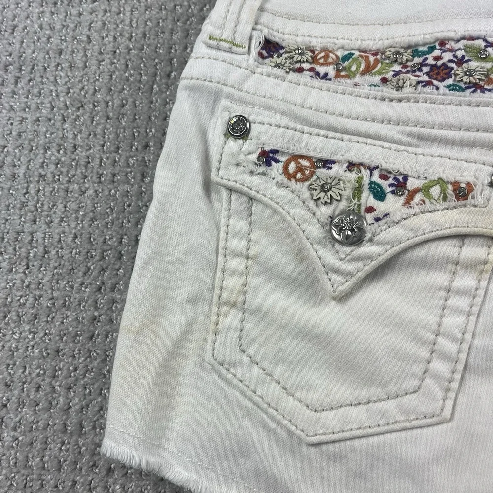 Miss Me Womens Jean Shorts White Denim Size 27 Floral Embellished Pockets